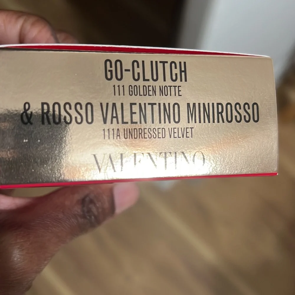 Valentino Go-Clutch Refillable Radiant Setting Powder - Brand New In box